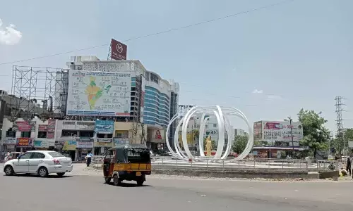 Markets wear a deserted look as people are afraid of coming out of their homes due to unbearable heat in Karimnagar