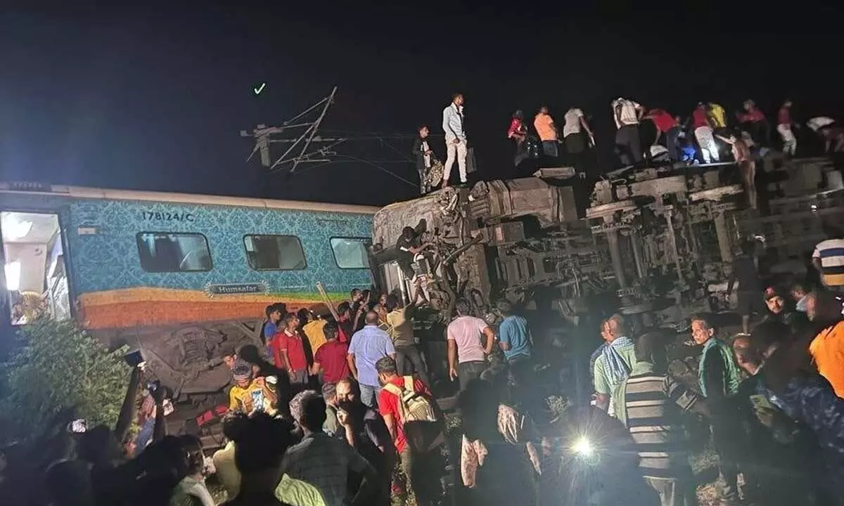 50 die in Odisha rail collision