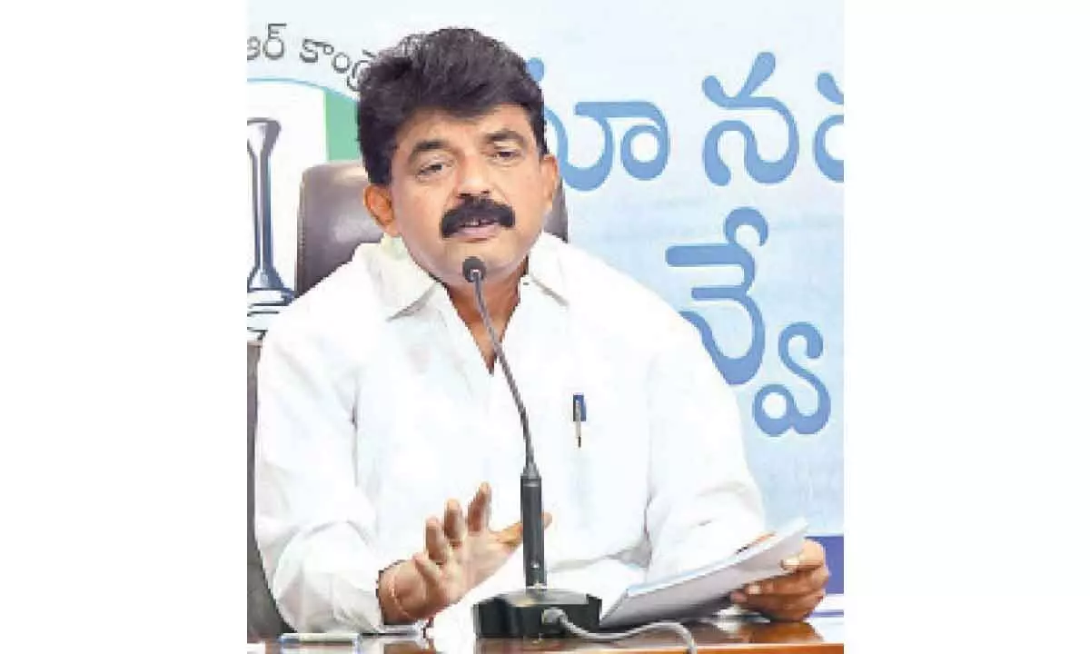 Vijayawada: Perni Venkatramaiah flays N Chandrababu Naidu over greetings on Andhra Pradesh bifurcation day