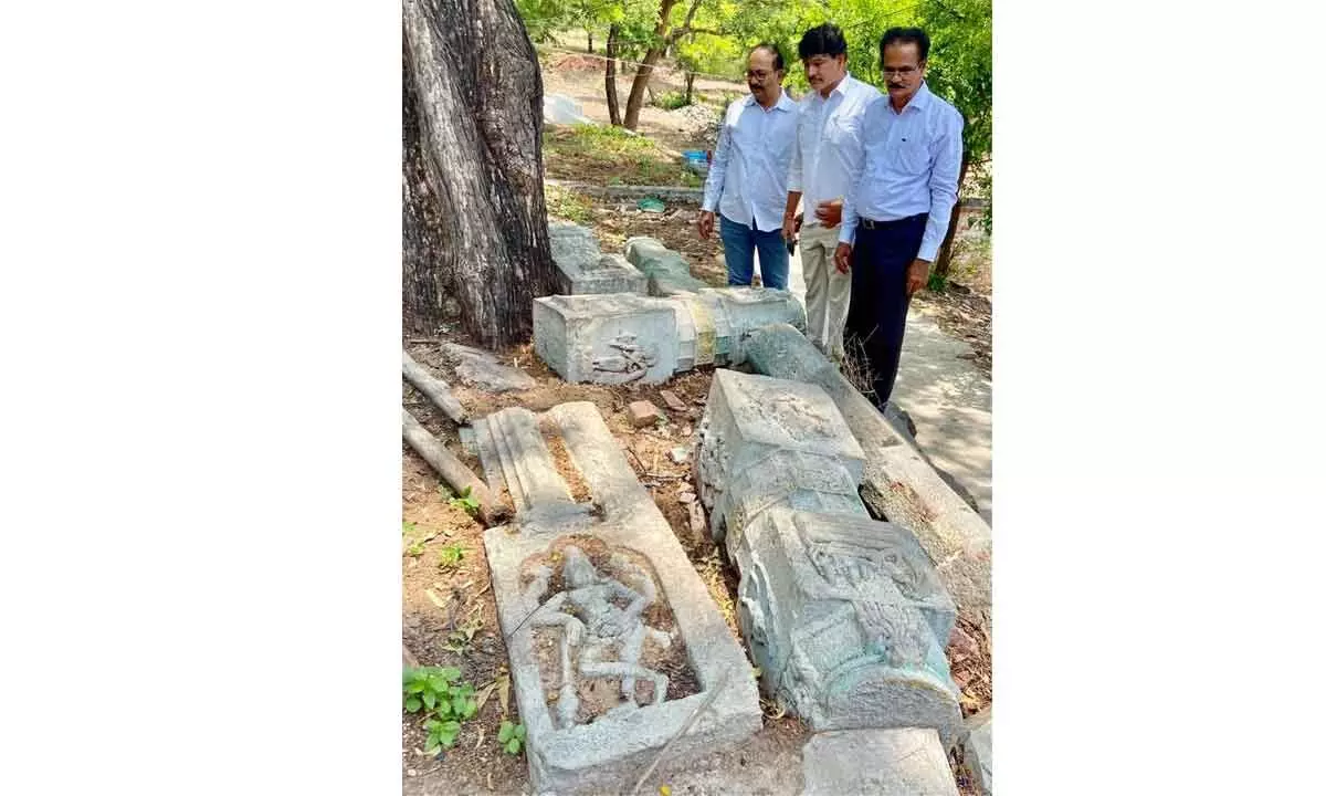 Vijayawada: 16th century temple pillars neglected