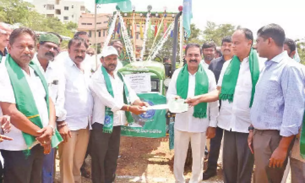 Nellore: Kakani Govardhan Reddy lauds YSRCP rule as golden era for farmers