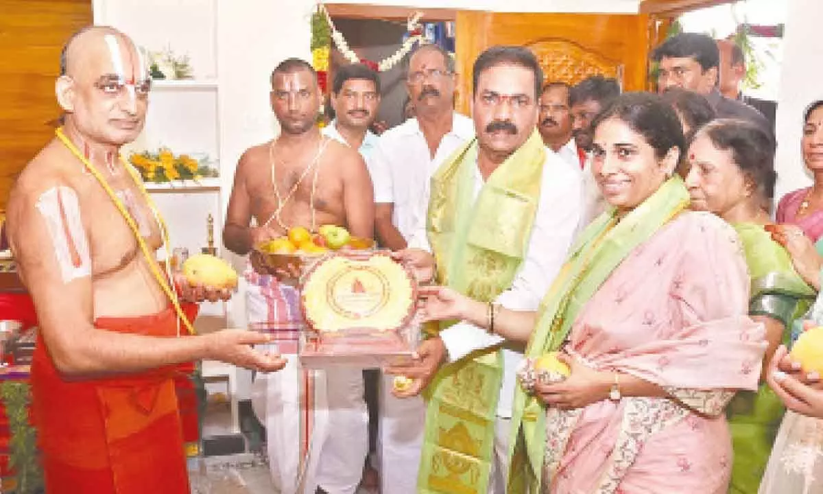 Tridandi Ramanuja Chinna Jeeyar Swamy blessing the Agriculture Minister Kakani Govardhan Reddy couple with prasadam on the occassion of inauguration of newly constructed Gosala at Somasila village in Ananthasagaram mandal on Monday.