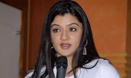 Aarthi Agarwal Sex Picture - Aarthi Agarwal Biography: Age, Career, Family, Husband, Divorce, Death,  Images, Movies