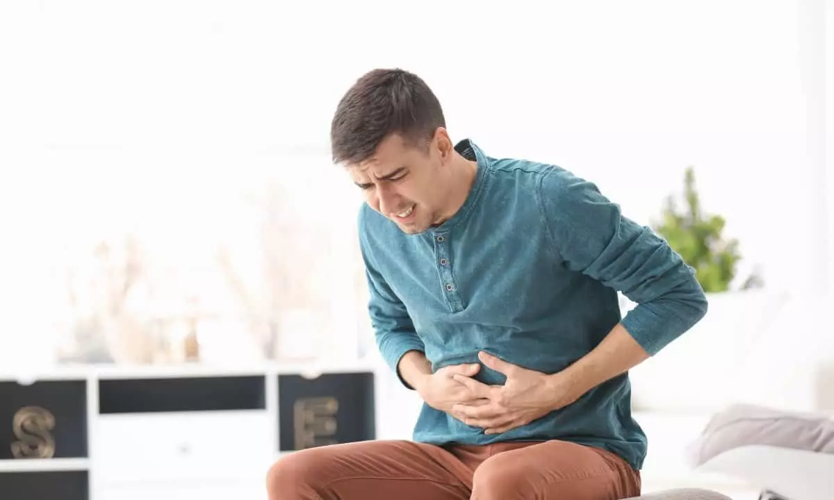 Hernia: What it is, symptoms, types, causes & treatment