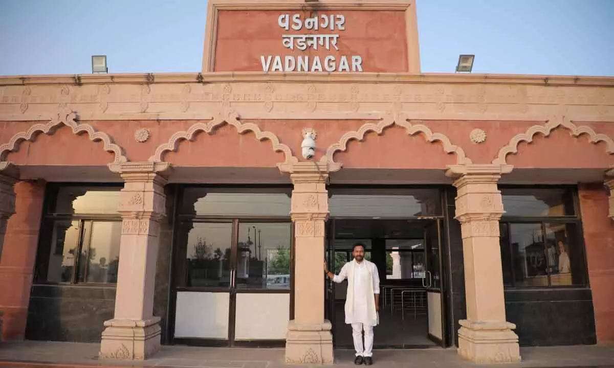 Vadnagar Railway station gets a facelift