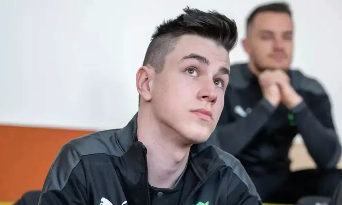 19-Year-Old Famous Esports Star Committed Suicide