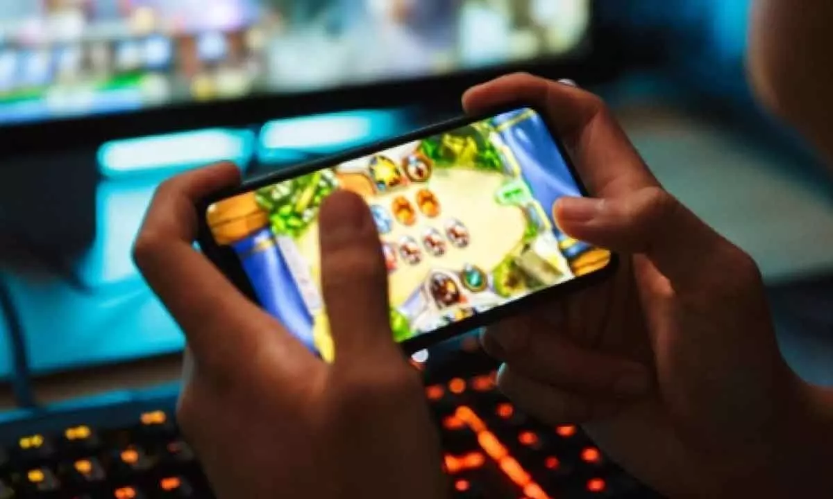 Hyderabad boy loses Rs 36 lakh on mobile games
