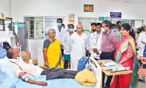 TTD Executive Officer A V Dharma Reddy inspecting SVIMS Nephrology and Urology units in Tirupati on Friday.