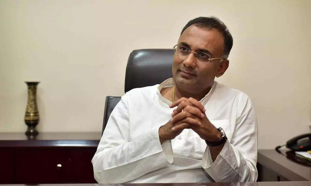 Mr Dinesh Gundu Rao said