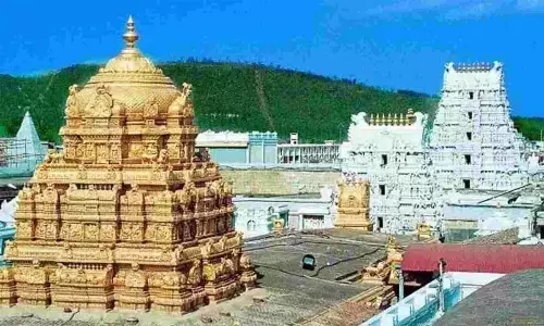 Tirupati: Devotees rush increases in Tirumala, wait on 31 compartments