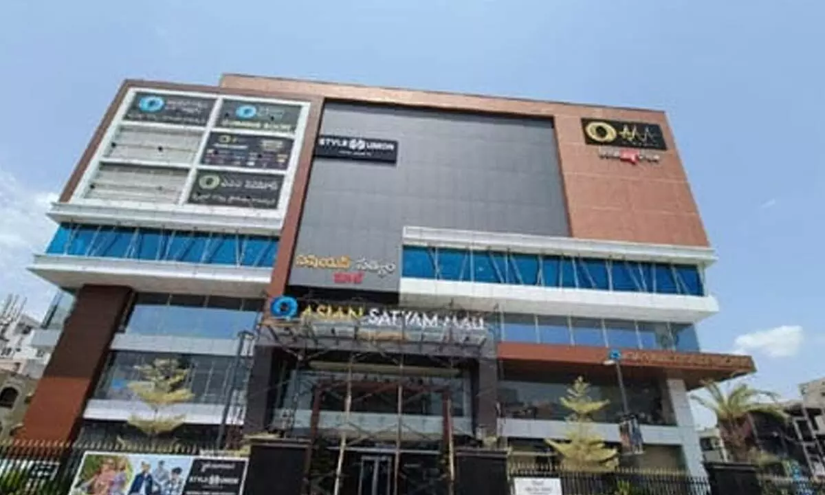 Allu Arjun, Talasani Srinivas Yadav to open Asian Satyam Mall on this date