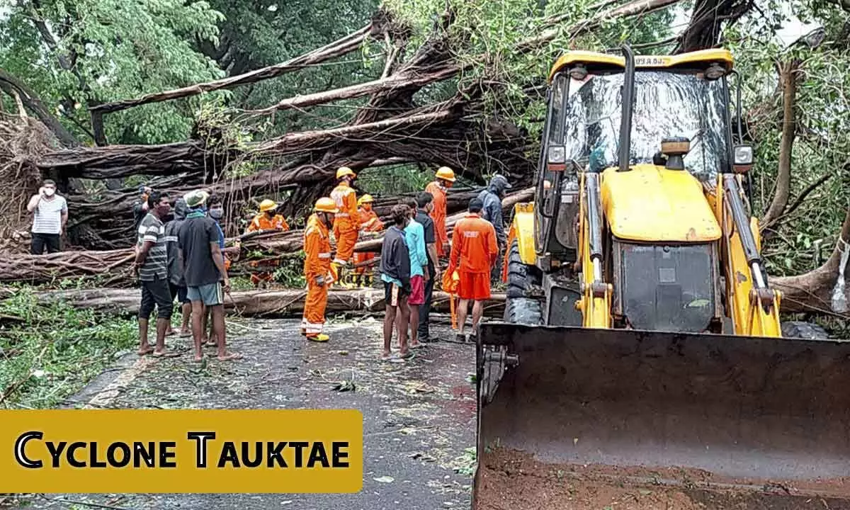1998 Cyclone Tauktae rained death in Gujarat