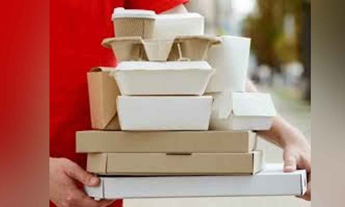 Women stay away from kitchen, prefer parcel service