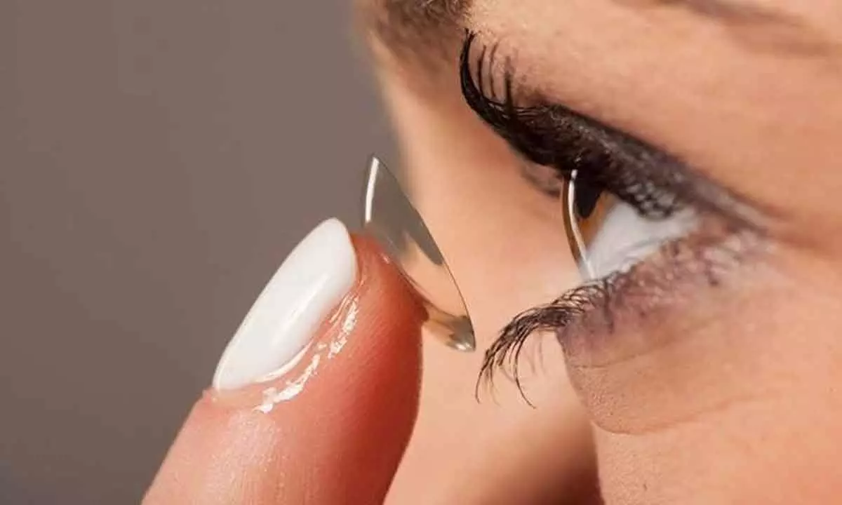 Your contact lenses may be shedding microplastics