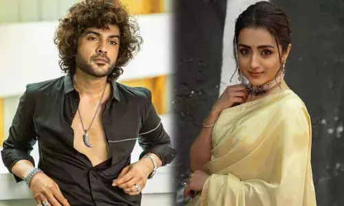 Trisha to act as mother of DJ Tillu actor!