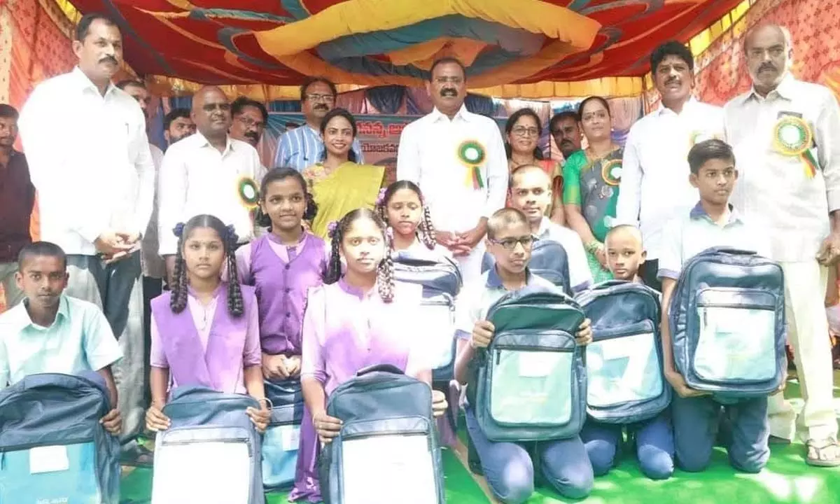 City MLA Bhumana Karunakar Reddy and Mayor Dr R Sirisha with DSC toppers at a felicitation function in Tirupati on Friday