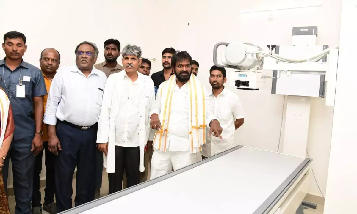 Minister Srinivas Goud inspecting the medical devices installed in the Radiology hub at Mahbubagar Government General Hospital on Saturday