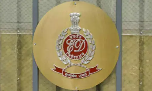 ED seizes cash, gold, diamonds while raiding Atiq Ahmads aides