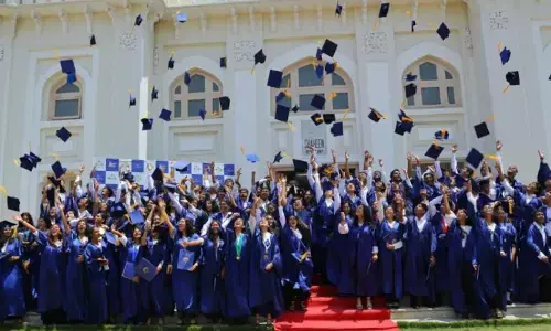 HPS graduates turn tassels to the future