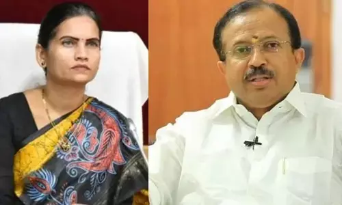 Dr Bharati Pravin Pawar and V Muraleedharan