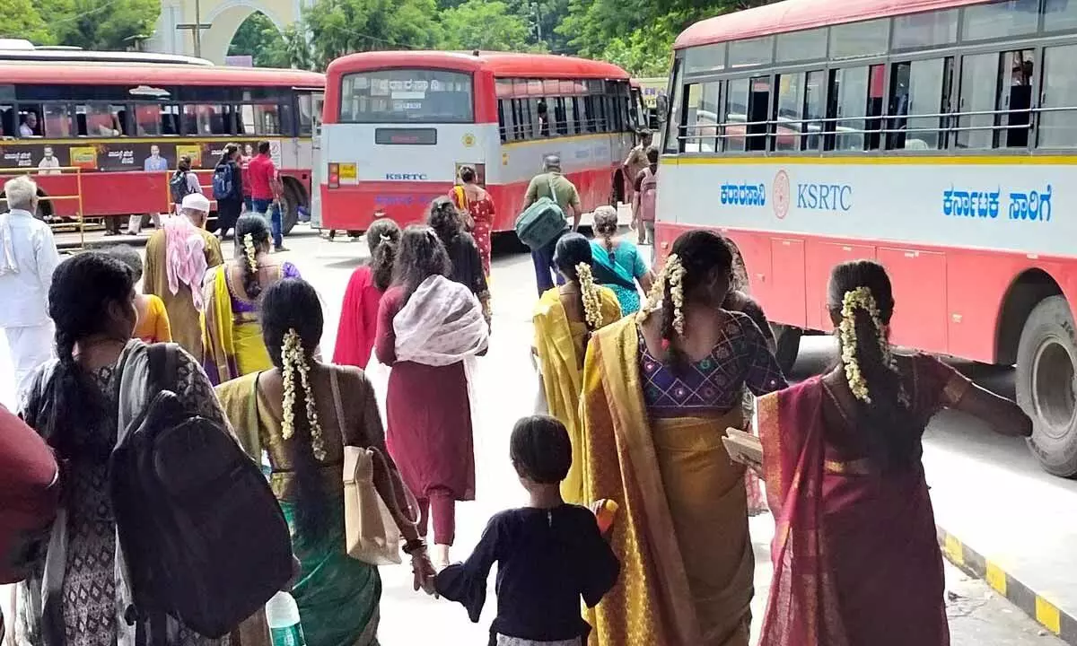 Shakti Scheme Challenges Government Bus Services Transport Minister Urges Travel Planning
