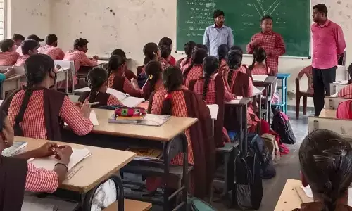 SFI leaders interacting with students of Government Junior College in Vijayawada on Tuesday