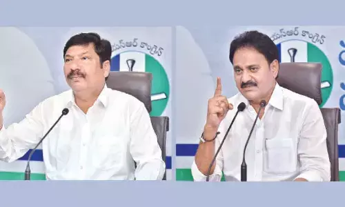 Minister Jogi Ramesh and Rajya Sabha member Mopidevi Venkata Ramana speaking to media at YSRCP central office in Tadepalli on Tuesday