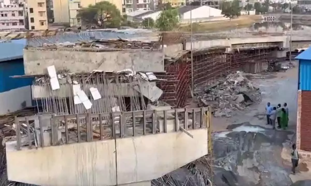 Hyderabad: Biramalguda Flyover Collapsed 10 injured