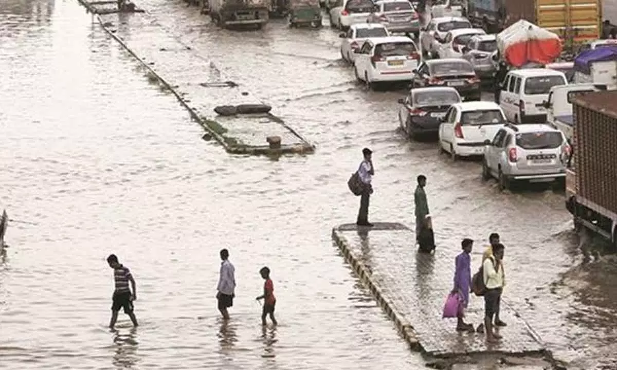Rains result in waterlogging in Gurugram life comes to grinding halt