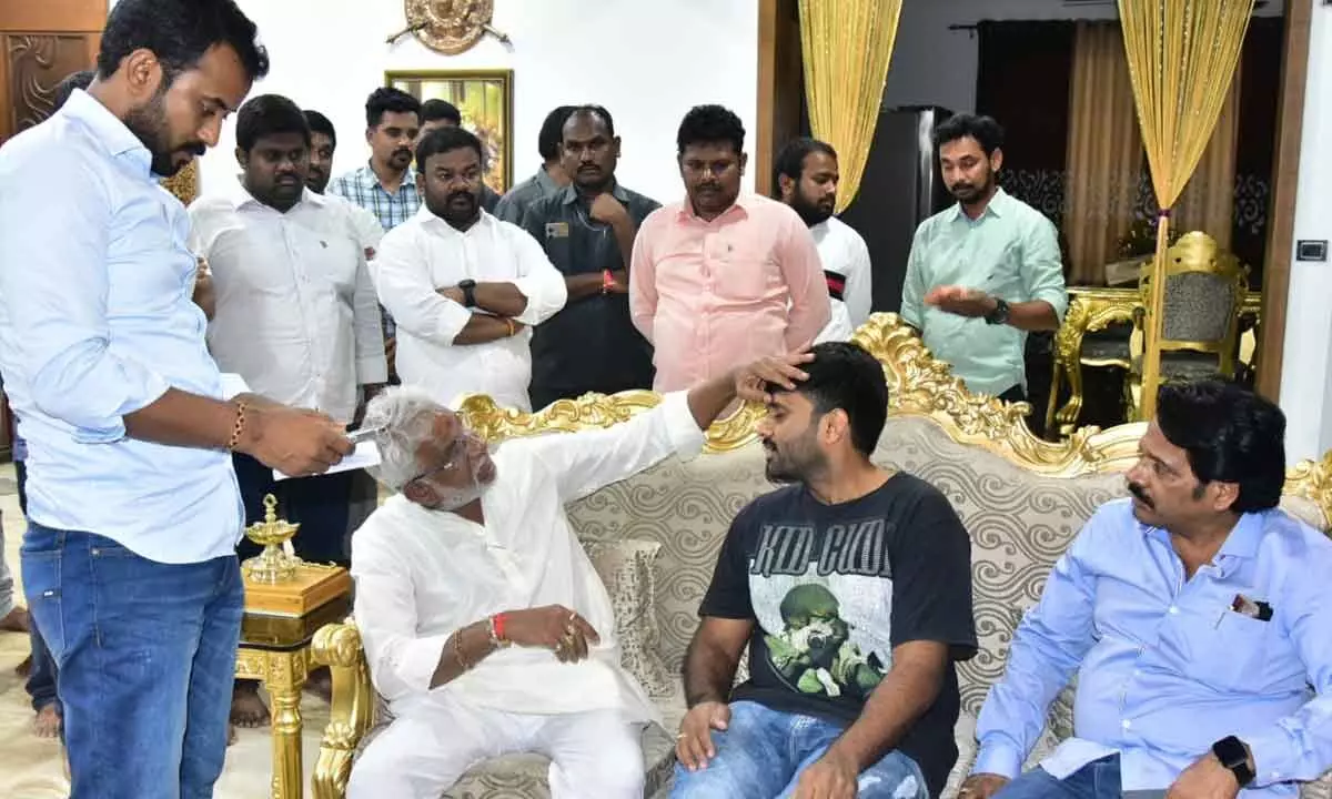 TTD Chairman visits MPs house