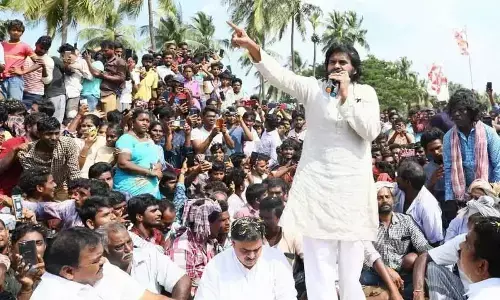 Pawan Kalyan meets farmers and labourers, to hold a meeting in a while