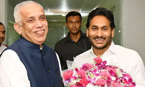 Jagan meets Guv