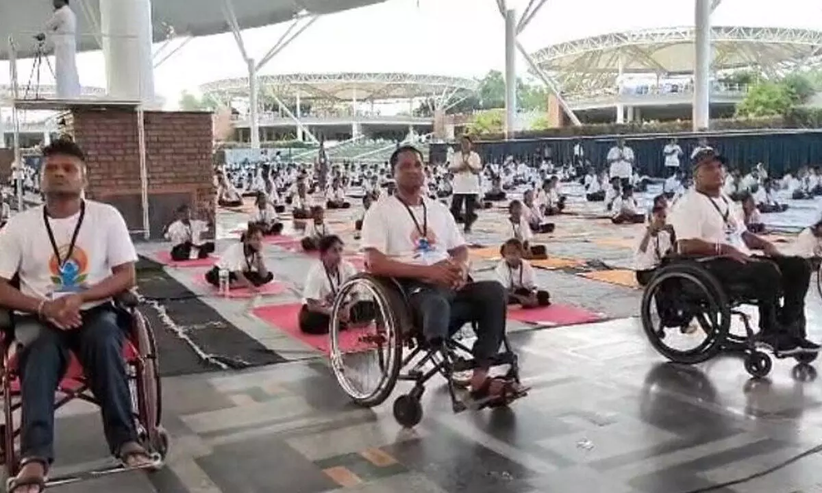 Hyderabad yoga event enters record books with turnout of 3,000 PwDs