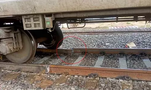 Major accident averted to Sangamitra express train in Chirala