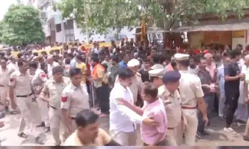 AAP slams LG over removal of temple’s portion in Delhi