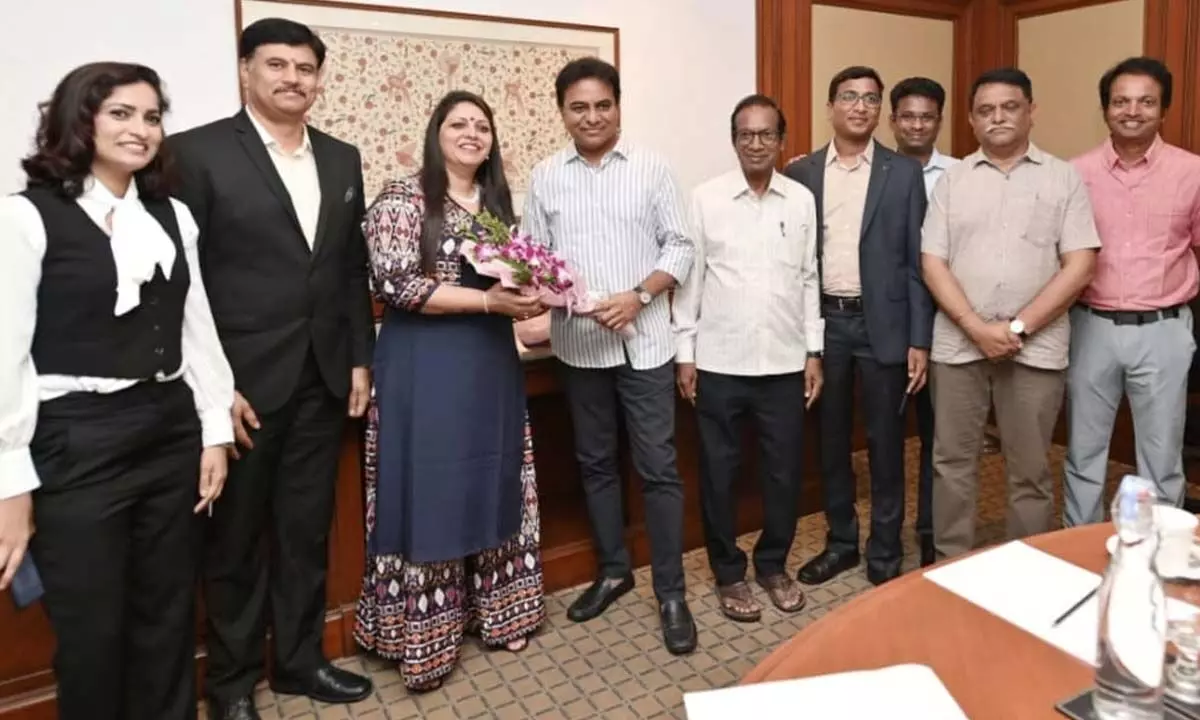 French digital company Teleperformance team meets KTR