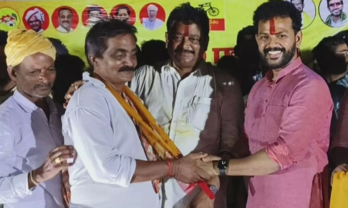 MP K Rammohan Naidu (right) welcoming YSRCP activists into the TDP in Srikakulam on Monday. Former Pathapatnam TDP MLA K Venkata Ramana (middle) is also seen.