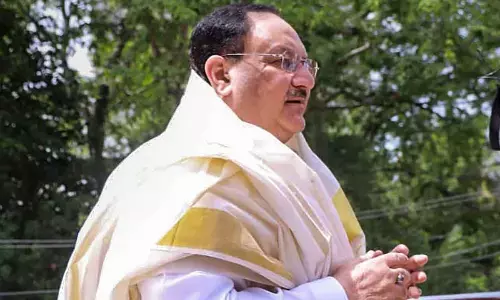 Good work of people of Kerala marred by petty politics of LDF-UDF