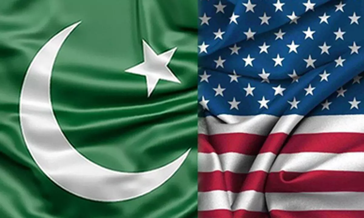 Pakistan and USA Flags