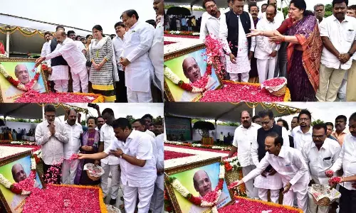 Leaders pay tributes to PV Narasimha Rao on birth anniversary
