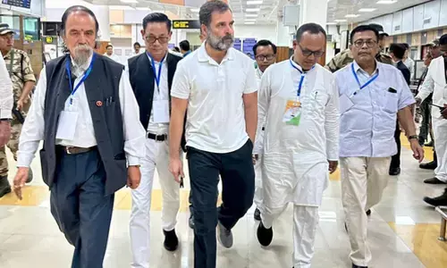 Rahul’s convoy stopped by police at Manipur’s Bishnupur