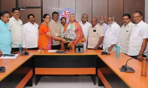 APSRTC Employees Union members felicitating APSRTC Vice-Chairman and Managing Director Ch Dwaraka Tirumala Rao in Vijayawada on Friday