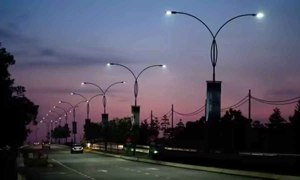 AP Govt to strengthen LED street lights programme