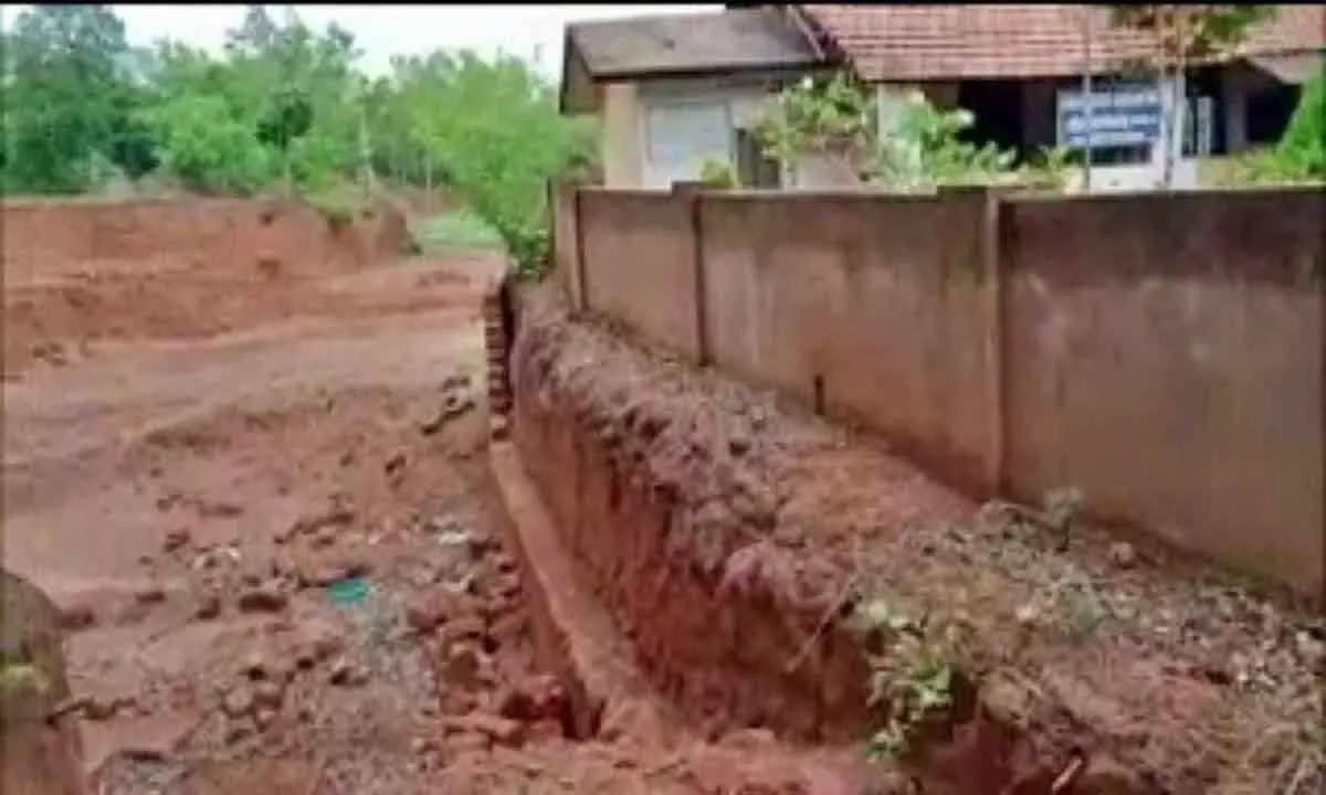 Karwar: Government school on verge of closure due to illegal mining