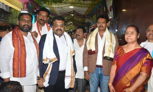 Srilanka Eastern Province Governor Senthil worshipped Goddess Sri Kanaka Durga