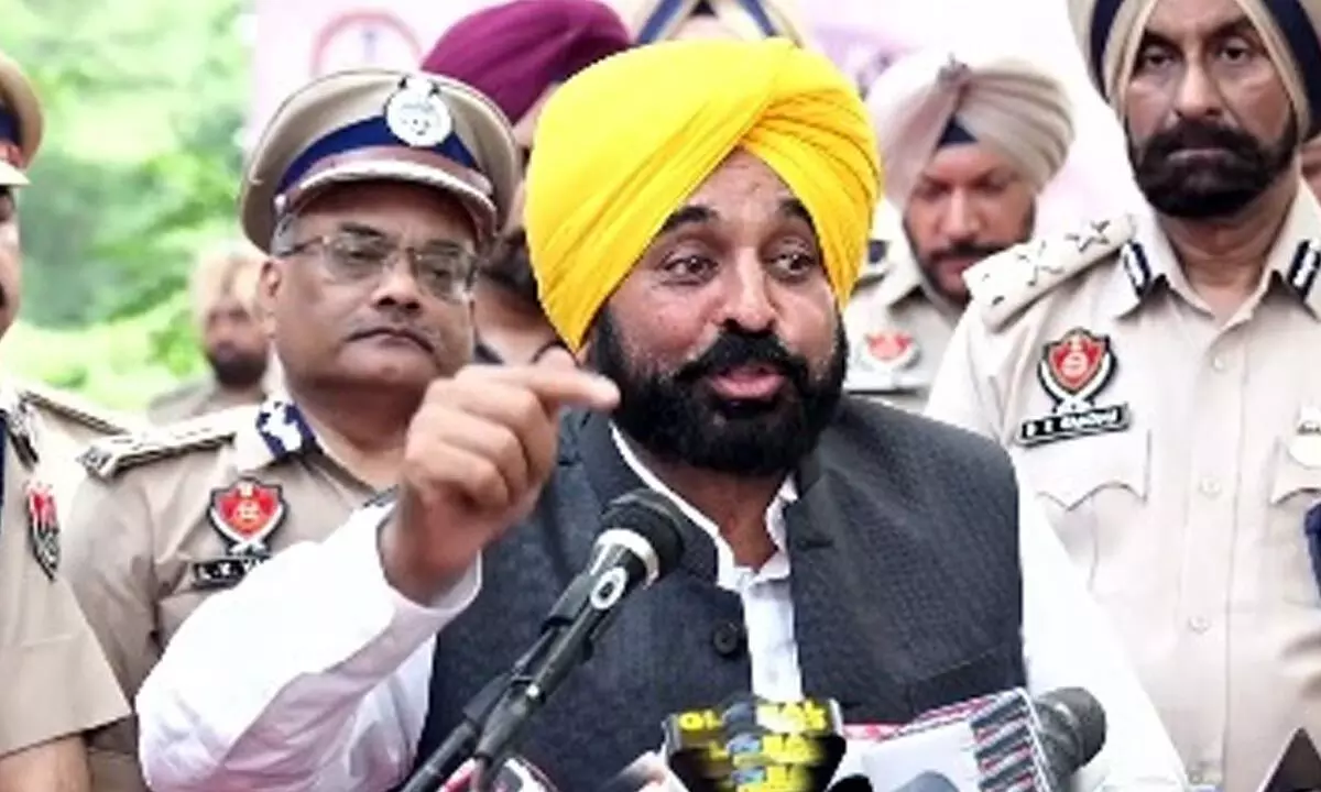 Capt Amarinder allotted prime land to gangster Ansari’s sons: Punjab CM