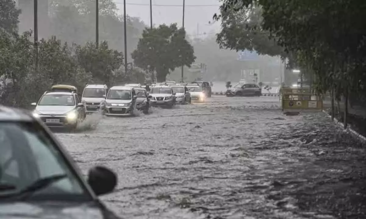Heavy rainfall lashes Delhi, southwest monsoon intensifies