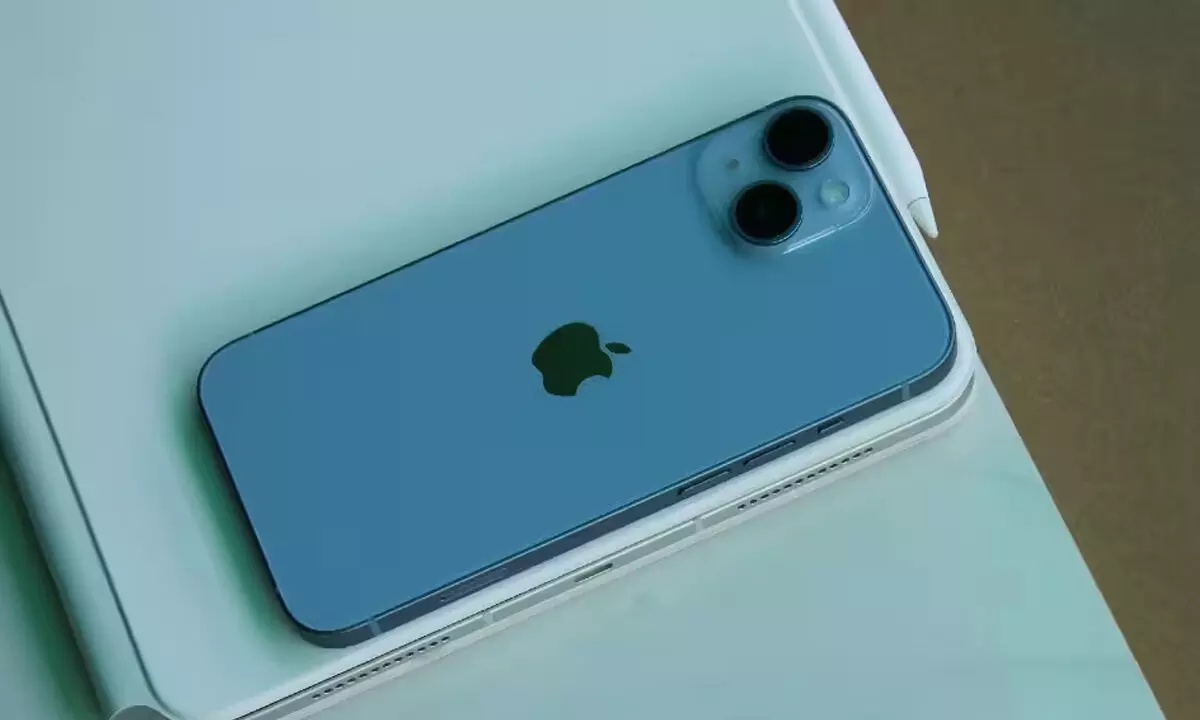 Leaked: Apple iPhone 15 Pro to come in Dazzling Dark Blue Colour