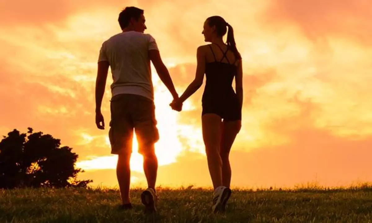 People more likely to get attracted to partners who look like them