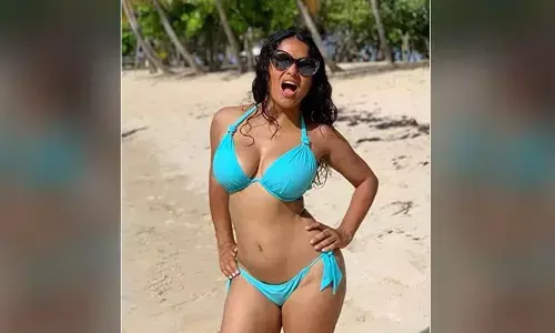 In new bikini video, Salma Hayek admits she ‘hates’ exercising